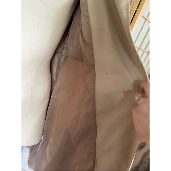 ZEAGOO women’s beige slim, double breasted trench coat with tie waist - Picture 6 of 10